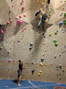 Lead belaying